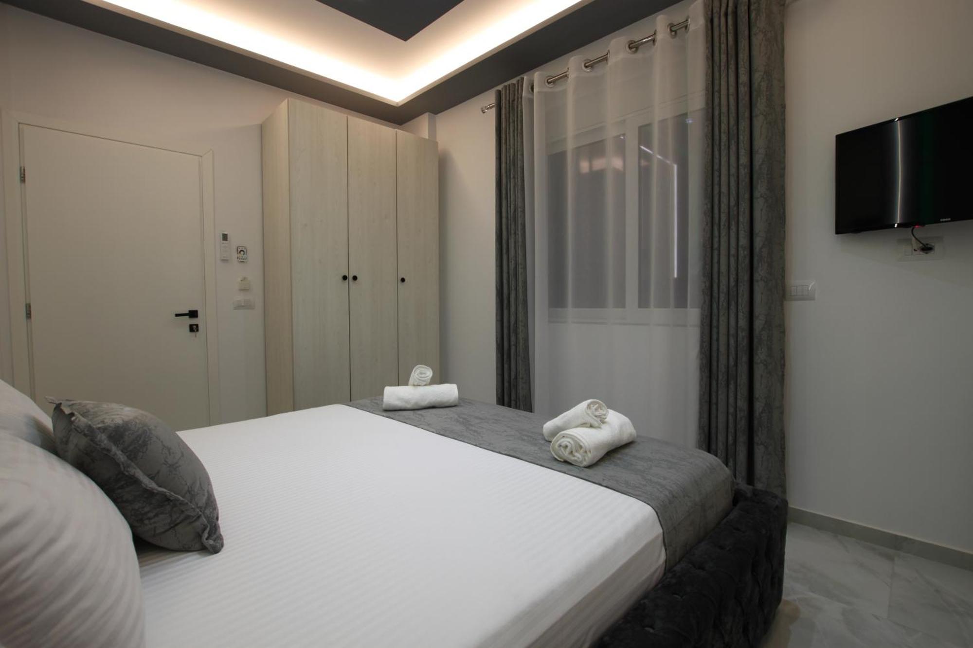 Vila Roxhest Sarandë Esterno foto