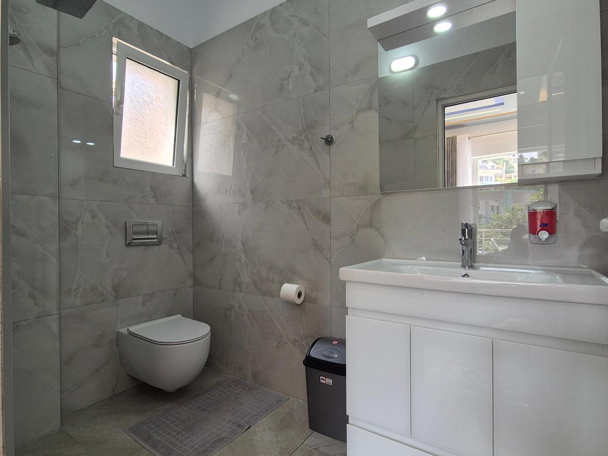 Vila Roxhest Sarandë Esterno foto