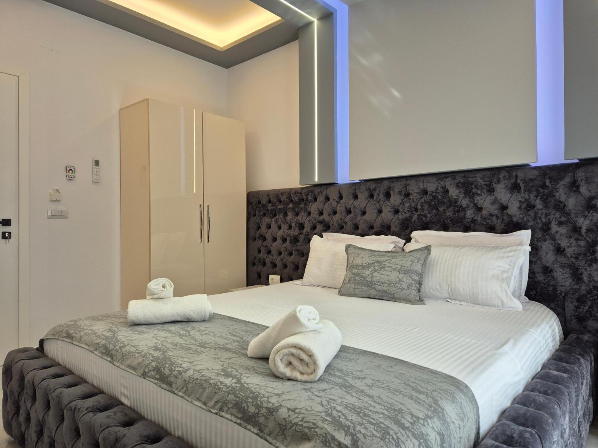 Vila Roxhest Sarandë Esterno foto