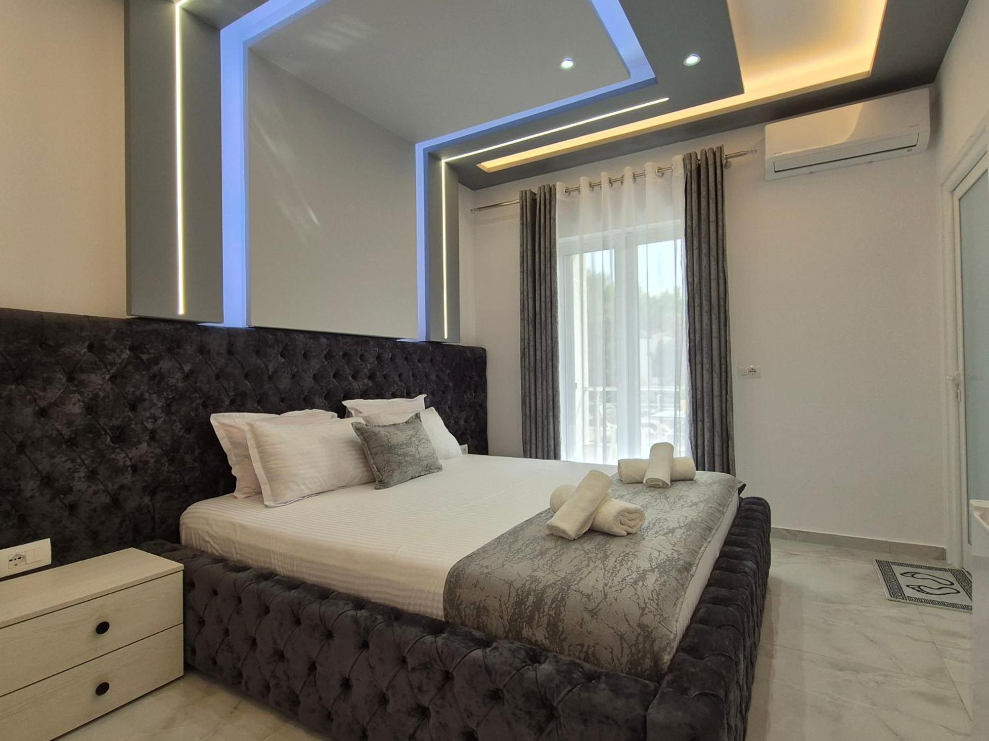Vila Roxhest Sarandë Esterno foto