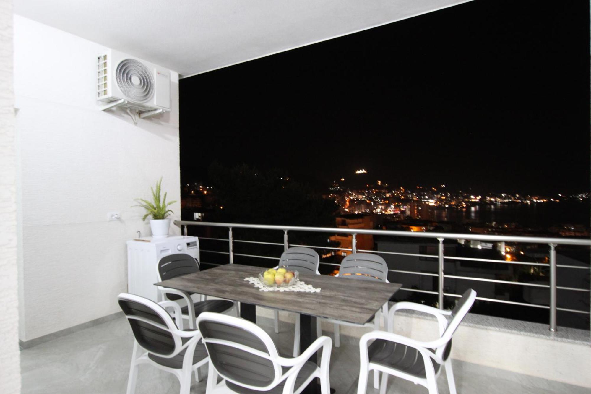 Vila Roxhest Sarandë Esterno foto