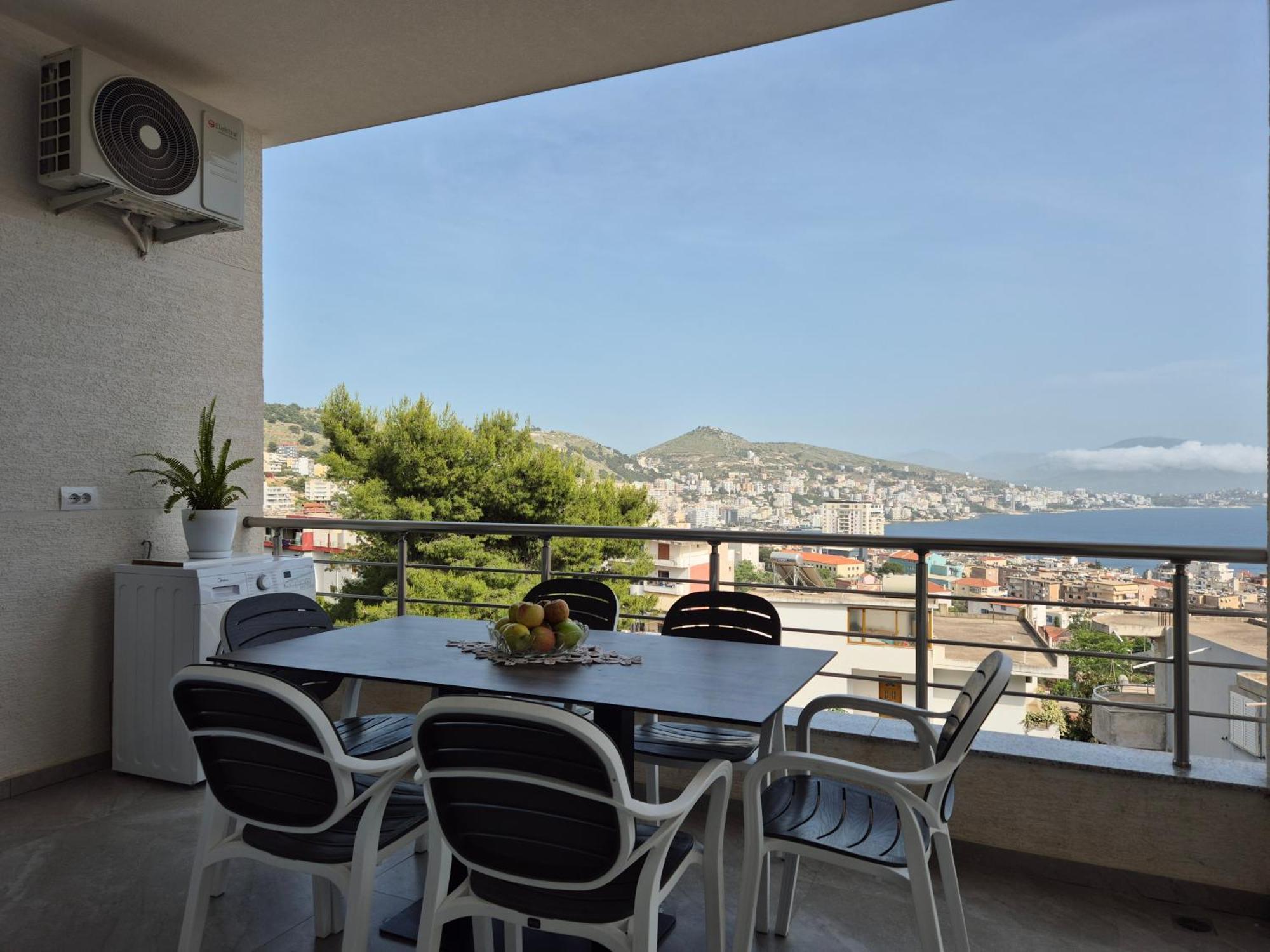 Vila Roxhest Sarandë Esterno foto